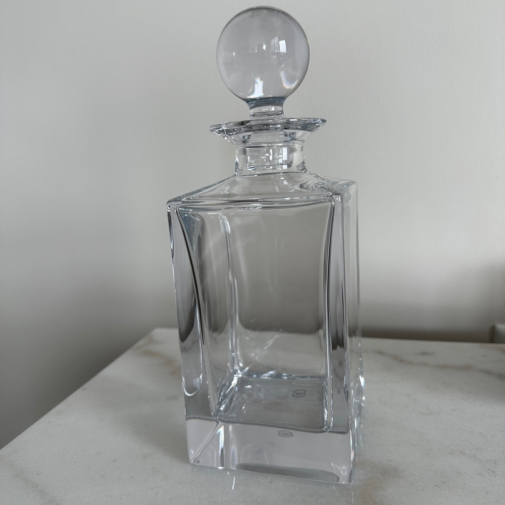 NIB PINK Tiffany & Co. Classic Square Decanter - Pink Crystal Glass - 26oz